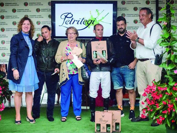 Petritegi en el Hipódromo 